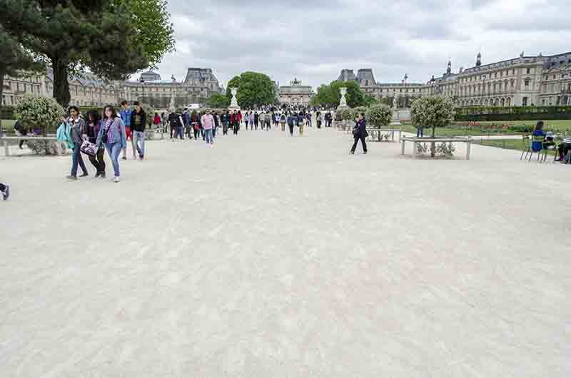 97 - Francia - Paris - jardin Les Tuileries.jpg